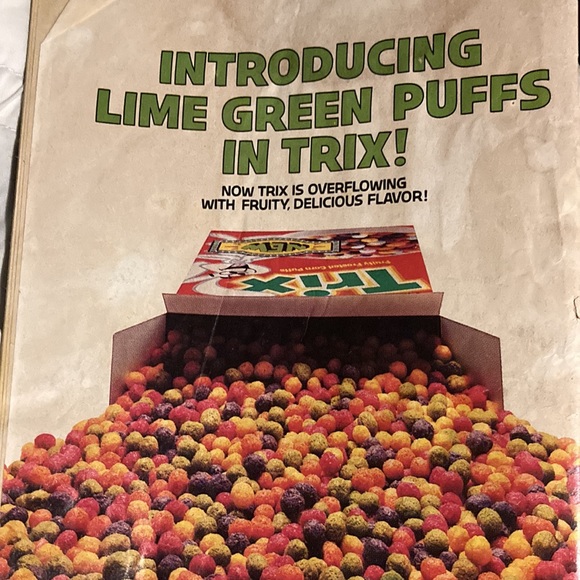 BARBIE FASHION magazine #5 May, comic book.    $25 - Picture 3 of 5